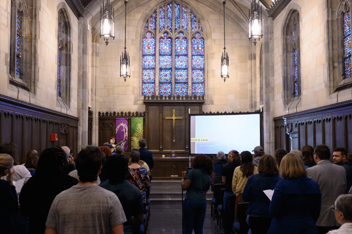 President Lyle Roelofs and First Lady Laurie Roelofs attend their last service in Danforth Chapel.